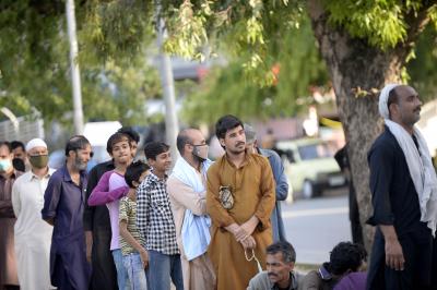 Poverty outlook in Pakistan worsens: Report | Poverty outlook in Pakistan worsens: Report