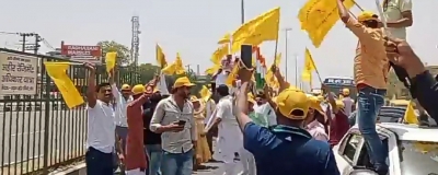 Ahir Morcha protest causes traffic snarls on Delhi-Jaipur Expressway | Ahir Morcha protest causes traffic snarls on Delhi-Jaipur Expressway