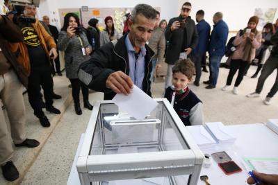 Date set for Algerian parliamentary polls | Date set for Algerian parliamentary polls