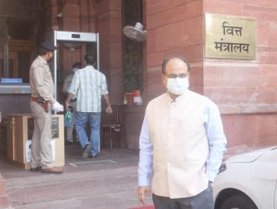 I-T Dept refunds Rs 1,27,000 cr through Automated Refund System: Fin Secy | I-T Dept refunds Rs 1,27,000 cr through Automated Refund System: Fin Secy