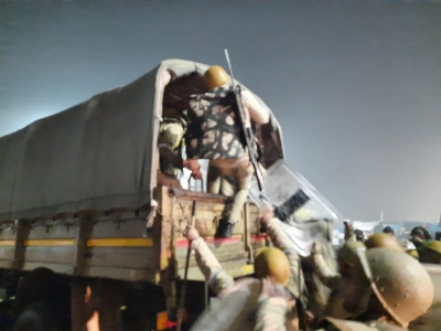 Situation normal at Ghazipur border as security forces withdrawn after midnight | Situation normal at Ghazipur border as security forces withdrawn after midnight