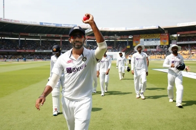 Bumrah can be a long-term captaincy option provided he can manage the pressures: Jayawardene | Bumrah can be a long-term captaincy option provided he can manage the pressures: Jayawardene