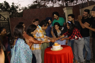 Choti Sarrdaarni unit celebrates 200 episodes | Choti Sarrdaarni unit celebrates 200 episodes Choti Sarrdaarni unit celebrates 200 episodes | Choti Sarrdaarni unit celebrates 200 episodes