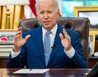 Biden casts early vote in crucial midterm elections | Biden casts early vote in crucial midterm elections