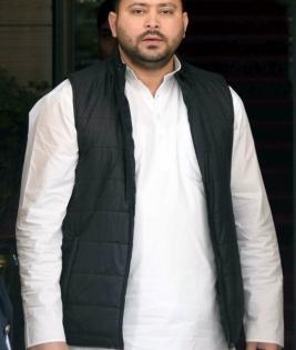 Land for job scam: ED conducts raids at Tejashwi Yadav's Delhi residence | Land for job scam: ED conducts raids at Tejashwi Yadav's Delhi residence