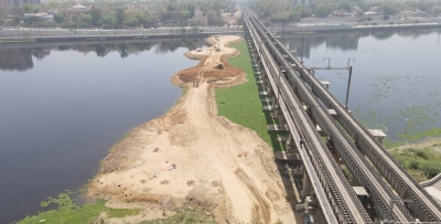 ‘Gujarat model’: Surat locals credit PM Modi's vison for Ahmedabad High-Speed Rail project | ‘Gujarat model’: Surat locals credit PM Modi's vison for Ahmedabad High-Speed Rail project ‘Gujarat model’: Surat locals credit PM Modi's vison for Ahmedabad High-Speed Rail project | ‘Gujarat model’: Surat locals credit PM Modi's vison for Ahmedabad High-Speed Rail project