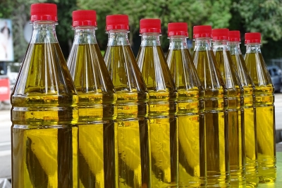 Edible oil prices to come down as refiners pass on gains of customs duty cut | Edible oil prices to come down as refiners pass on gains of customs duty cut Edible oil prices to come down as refiners pass on gains of customs duty cut | Edible oil prices to come down as refiners pass on gains of customs duty cut