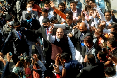 30-vehicles convoy sets out for Shah's mega rally in Bengal | 30-vehicles convoy sets out for Shah's mega rally in Bengal