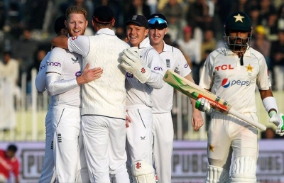1st Test: Pakistan need 263 runs on final day after England's daring declaration | 1st Test: Pakistan need 263 runs on final day after England's daring declaration