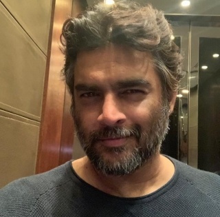 Madhavan dedicates a post to his wife on anniversary | Madhavan dedicates a post to his wife on anniversary