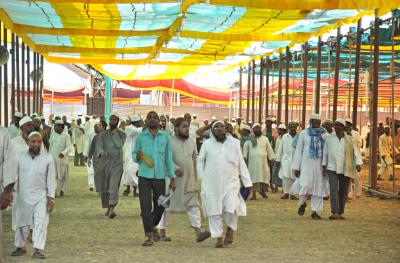 Muslims asked to down shutters in Varanasi today | Muslims asked to down shutters in Varanasi today Muslims asked to down shutters in Varanasi today | Muslims asked to down shutters in Varanasi today