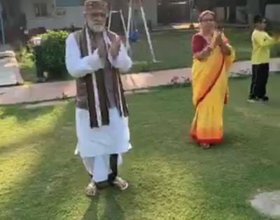 Ashwini Choubey kicks off '21-day challenge' | Ashwini Choubey kicks off '21-day challenge' Ashwini Choubey kicks off '21-day challenge' | Ashwini Choubey kicks off '21-day challenge'