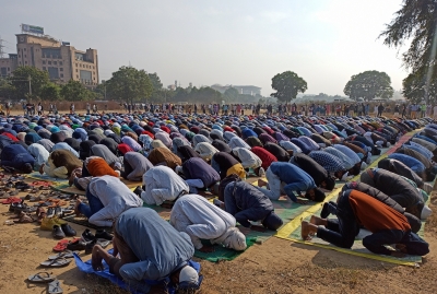Gurugram Namaz issue: SC agrees to hear contempt plea against govt officials | Gurugram Namaz issue: SC agrees to hear contempt plea against govt officials Gurugram Namaz issue: SC agrees to hear contempt plea against govt officials | Gurugram Namaz issue: SC agrees to hear contempt plea against govt officials