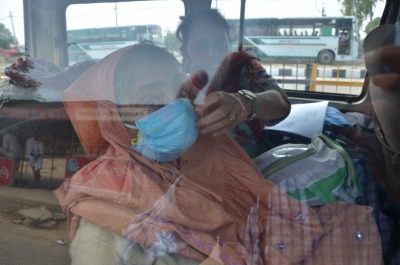 Pak reports over 2,000 daily Covid-19 cases since July | Pak reports over 2,000 daily Covid-19 cases since July Pak reports over 2,000 daily Covid-19 cases since July | Pak reports over 2,000 daily Covid-19 cases since July