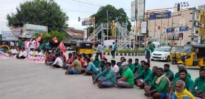 Farmers in Telangana continue protest over industrial zone | Farmers in Telangana continue protest over industrial zone