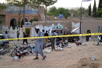 15 killed in Pak terror attack | 15 killed in Pak terror attack