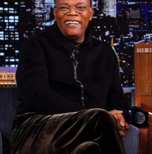 Samuel L Jackson caught liking porn on Twitter | Samuel L Jackson caught liking porn on Twitter