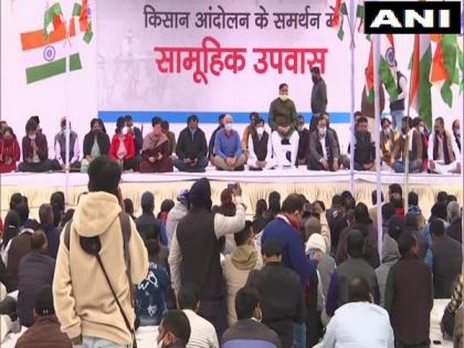 Delhi govt ministers, AAP MLAs hold 'hunger strike' in support of farmers' protest | Delhi govt ministers, AAP MLAs hold 'hunger strike' in support of farmers' protest Delhi govt ministers, AAP MLAs hold 'hunger strike' in support of farmers' protest | Delhi govt ministers, AAP MLAs hold 'hunger strike' in support of farmers' protest