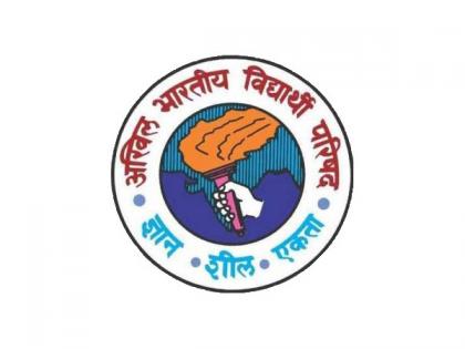 ABVP urges education minister to reduce university fees, permit instalments | ABVP urges education minister to reduce university fees, permit instalments