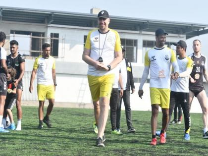Mohammedan SC's Andrey Chernyshov awarded I-League Coach of Month for March | Mohammedan SC's Andrey Chernyshov awarded I-League Coach of Month for March