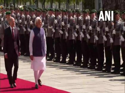 PM Modi receives guard of honour at Federal Chancellery in Berlin | PM Modi receives guard of honour at Federal Chancellery in Berlin
