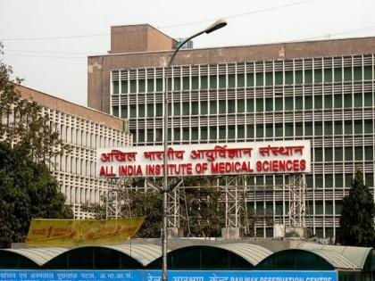 Delhi: AIIMS catches another tout under special drive | Delhi: AIIMS catches another tout under special drive