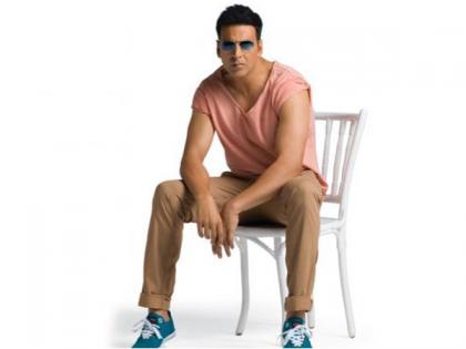 Akshay Kumar recreates 'Jai-Veeru' moment with director Rohit Shetty | Akshay Kumar recreates 'Jai-Veeru' moment with director Rohit Shetty Akshay Kumar recreates 'Jai-Veeru' moment with director Rohit Shetty | Akshay Kumar recreates 'Jai-Veeru' moment with director Rohit Shetty