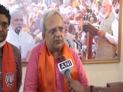 Congress invisible for 5 years, comes with posters before polls: Gujarat BJP spokesperson | Congress invisible for 5 years, comes with posters before polls: Gujarat BJP spokesperson