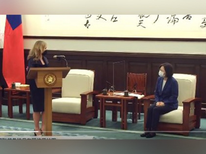 US senator Marsha Blackburn meets Taiwan president amid China tensions | US senator Marsha Blackburn meets Taiwan president amid China tensions