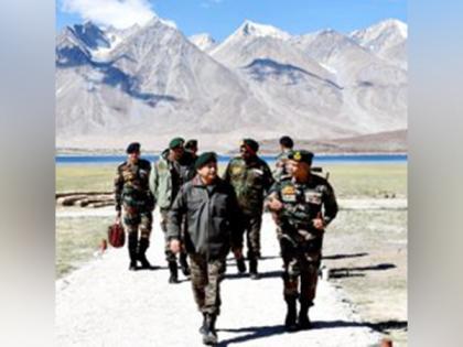 Northern Army Commander visits forward areas of Fire and Fury Corps in Ladakh, reviews operational preparedness | Northern Army Commander visits forward areas of Fire and Fury Corps in Ladakh, reviews operational preparedness