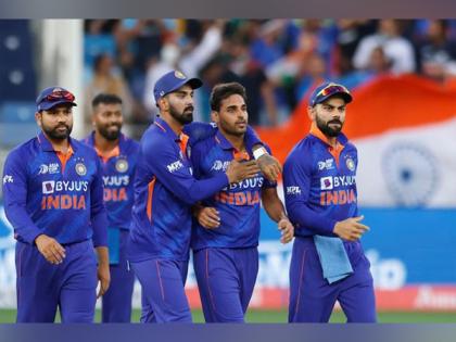 Indian pacers take all 10 wickets for first time in T20I match | Indian pacers take all 10 wickets for first time in T20I match
