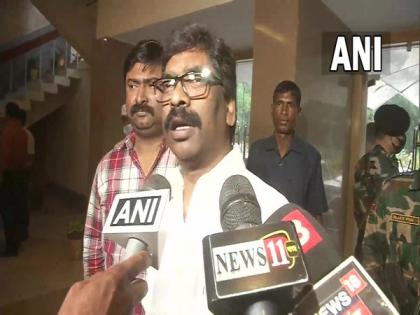 Hemant Soren assures "earliest" punishment to accused in Dumka girl ablaze case, calls for stricter laws | Hemant Soren assures "earliest" punishment to accused in Dumka girl ablaze case, calls for stricter laws Hemant Soren assures "earliest" punishment to accused in Dumka girl ablaze case, calls for stricter laws | Hemant Soren assures "earliest" punishment to accused in Dumka girl ablaze case, calls for stricter laws