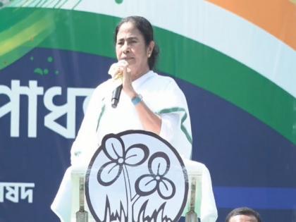 Mamata Banerjee accuses BJP for using CBI, ED to scare rivals | Mamata Banerjee accuses BJP for using CBI, ED to scare rivals Mamata Banerjee accuses BJP for using CBI, ED to scare rivals | Mamata Banerjee accuses BJP for using CBI, ED to scare rivals