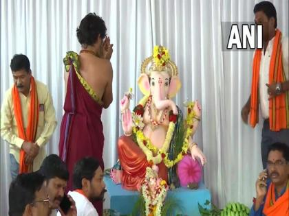 Ganesh idol installed at Eidgah ground in Karnataka's Hubbali-Dharwad after HC order | Ganesh idol installed at Eidgah ground in Karnataka's Hubbali-Dharwad after HC order
