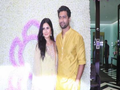 Katrina-Vicky reach Salman Khan's sister's house to seek blessings of Lord Ganesha | Katrina-Vicky reach Salman Khan's sister's house to seek blessings of Lord Ganesha Katrina-Vicky reach Salman Khan's sister's house to seek blessings of Lord Ganesha | Katrina-Vicky reach Salman Khan's sister's house to seek blessings of Lord Ganesha