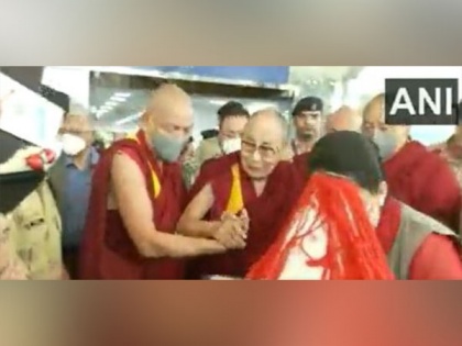 Dalai Lama receives warm welcome in Dharamshala after concluding Ladakh, Delhi visit | Dalai Lama receives warm welcome in Dharamshala after concluding Ladakh, Delhi visit