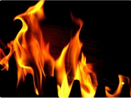 Fire breaks out in Delhi's Rajouri Garden area, fire tenders rushed to spot | Fire breaks out in Delhi's Rajouri Garden area, fire tenders rushed to spot Fire breaks out in Delhi's Rajouri Garden area, fire tenders rushed to spot | Fire breaks out in Delhi's Rajouri Garden area, fire tenders rushed to spot