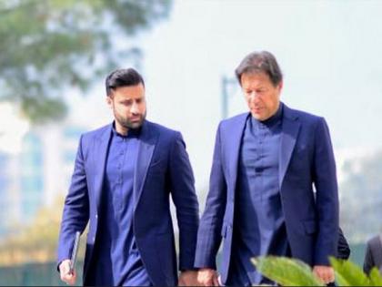 Pak ex-PM Imran Khan's close aid Zulfi Bukhari renounces British citizenship to support "Haqeeqi Azadi" movement | Pak ex-PM Imran Khan's close aid Zulfi Bukhari renounces British citizenship to support "Haqeeqi Azadi" movement