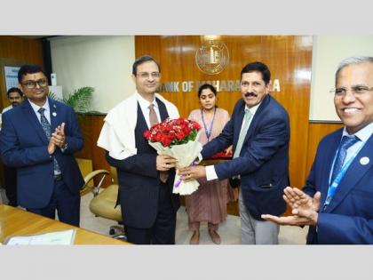 Sanjay Malhotra, Secretary, Department of Financial Services, Ministry of Finance, Govt. of India visits Bank of Maharashtra | Sanjay Malhotra, Secretary, Department of Financial Services, Ministry of Finance, Govt. of India visits Bank of Maharashtra