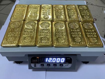 12 Kg gold worth Rs 5.38 Crore seized by Mumbai Airport customs | 12 Kg gold worth Rs 5.38 Crore seized by Mumbai Airport customs 12 Kg gold worth Rs 5.38 Crore seized by Mumbai Airport customs | 12 Kg gold worth Rs 5.38 Crore seized by Mumbai Airport customs