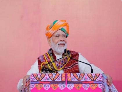 Over 1000 gifts received by PM Modi to be auctioned; proceeds to be used to conserve river Ganga | Over 1000 gifts received by PM Modi to be auctioned; proceeds to be used to conserve river Ganga