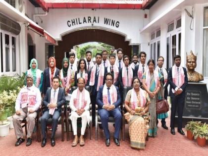 Bangladesh Foreign Service Academy officers call on Assam Governor | Bangladesh Foreign Service Academy officers call on Assam Governor
