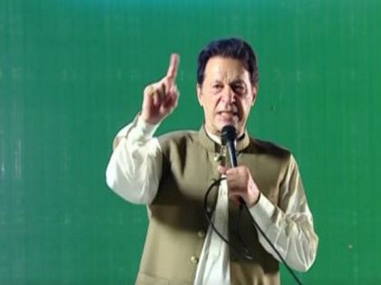 Revolution is knocking at Pakistan's doorstep: Imran Khan | Revolution is knocking at Pakistan's doorstep: Imran Khan