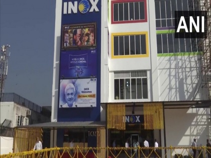 L-G Sinha inaugurates Kashmir's first multiplex, 3 decades after cinemas were shut | L-G Sinha inaugurates Kashmir's first multiplex, 3 decades after cinemas were shut