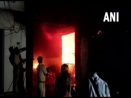 Bihar: Fire breaks out at Muzaffarpur hotel, 3 rescued | Bihar: Fire breaks out at Muzaffarpur hotel, 3 rescued
