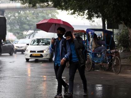 Noida schools to remain closed from classes 1 to 8 on Friday due to heavy rain | Noida schools to remain closed from classes 1 to 8 on Friday due to heavy rain