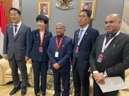 RS Dy Chairman Harivansh meets his S Korean counterpart on sidelines of G20 Parliamentary Speakers' Summit in Jakarta | RS Dy Chairman Harivansh meets his S Korean counterpart on sidelines of G20 Parliamentary Speakers' Summit in Jakarta