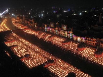 Ayodhya: Preparations for Deepotsav in full swing, aim to light over 12 lakh lamps | Ayodhya: Preparations for Deepotsav in full swing, aim to light over 12 lakh lamps