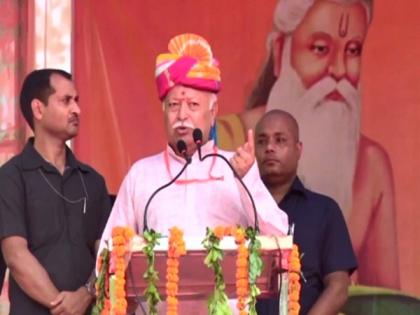 Read Valmiki Ramayan to learn affinity, become human: RSS chief Mohan Bhagwat | Read Valmiki Ramayan to learn affinity, become human: RSS chief Mohan Bhagwat