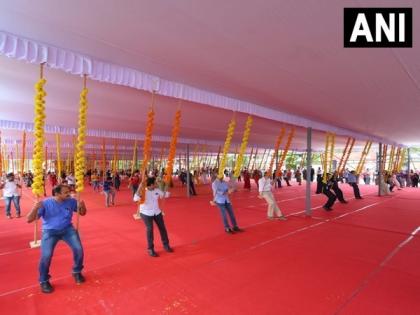 Kerala: South Indian Bank enters World Book of Records for '101 Oonjals' | Kerala: South Indian Bank enters World Book of Records for '101 Oonjals'